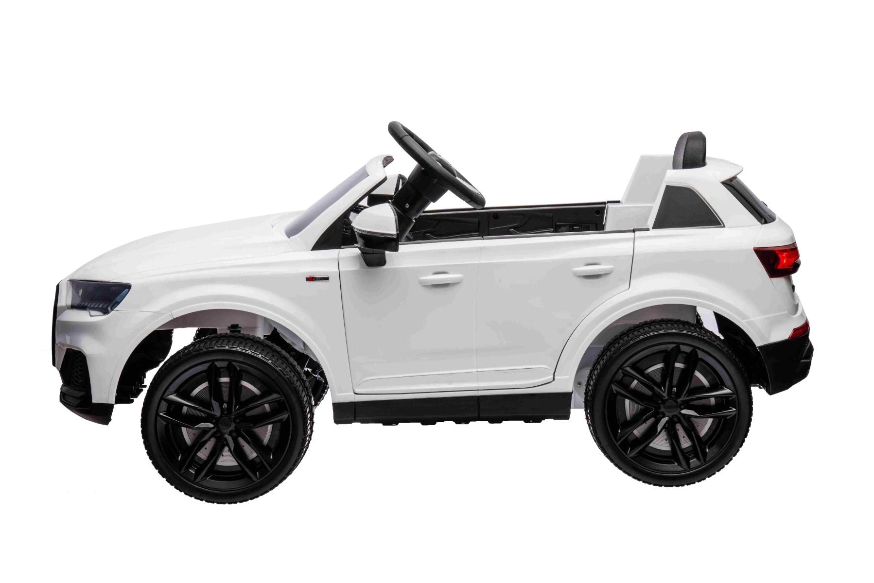 Voiture électrique à conducteur porté Audi Q7 blanc, Monoplace, Suspension indépendante, Batterie 12V, Télécommande, Moteur 2 x 35W, Lumières LED, Lecteur MP3 avec entrée USB/AUX, Licence