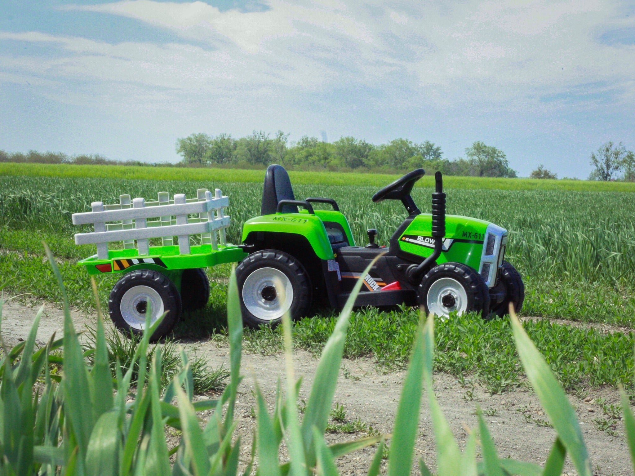 Tracteur électrique 12V WORKERS avec remorque, vert, télécommande 2,4 GHz
