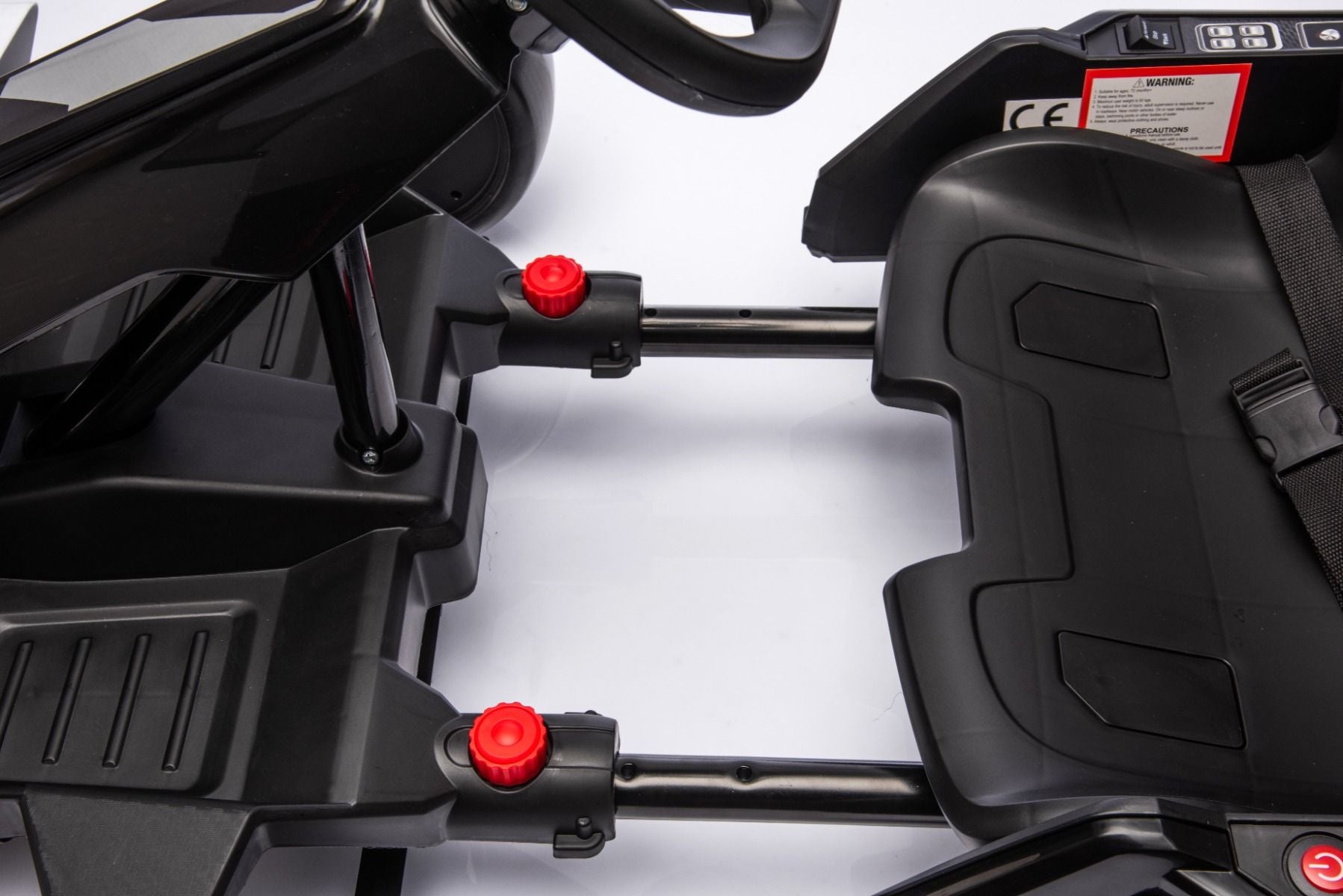 Kart Drift sous licence AUDI 24V, rouge, lumières LED, moteur 2 x 150W, mode Drift avec une vitesse de 12 Km/h, batterie 24V, construction en acier solide, siège réglable, lecteur MP3