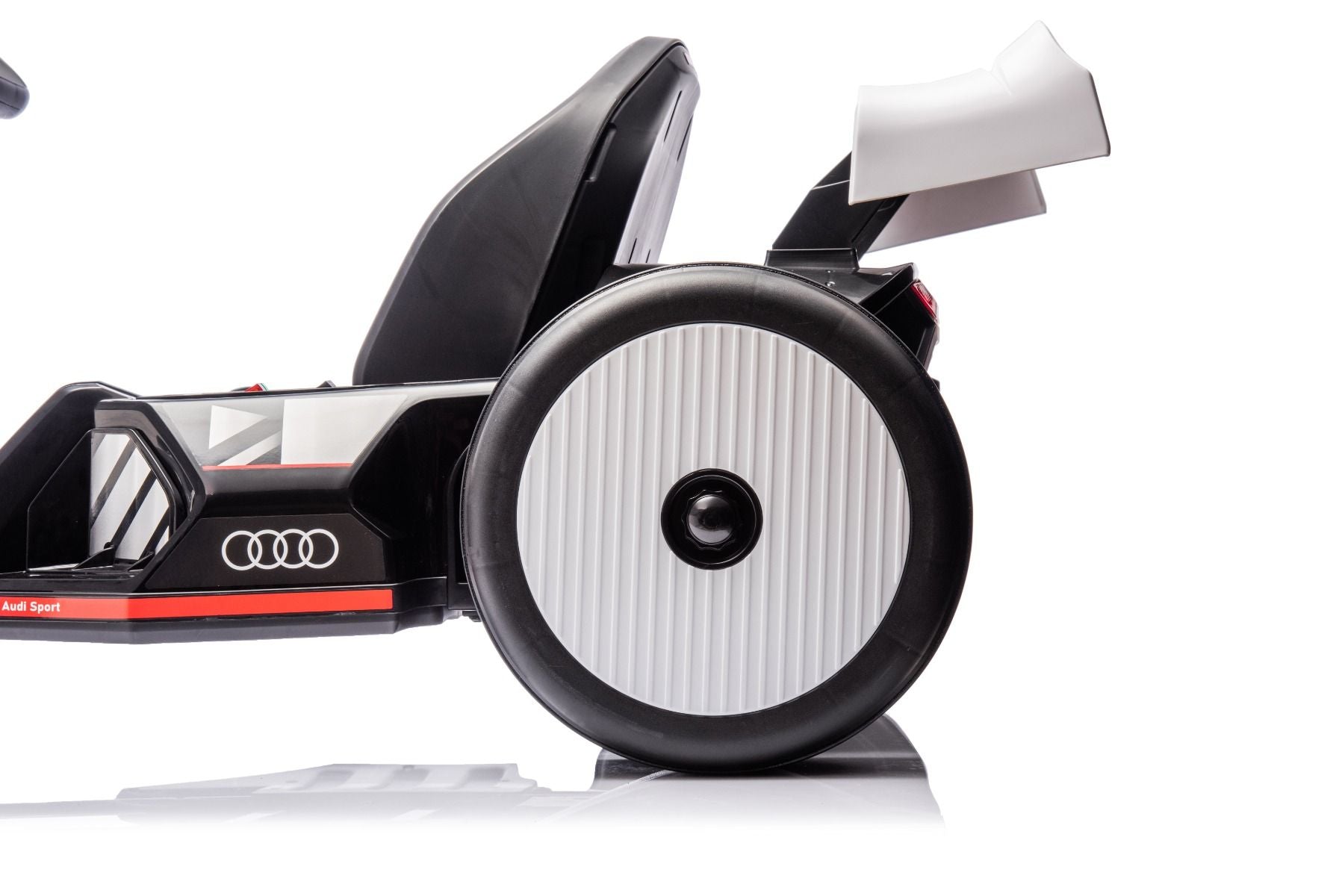Kart Drift sous licence AUDI 24V, blanc, lumières LED, moteur 2 x 150W, mode Drift avec une vitesse de 12 Km/h, batterie 24V, construction en acier solide, siège réglable, lecteur MP3
