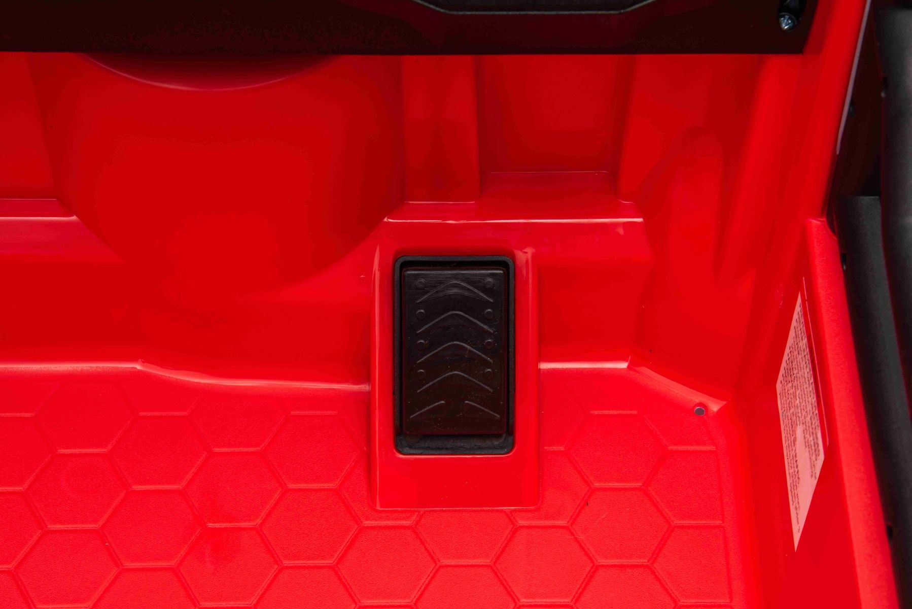 Voiture électrique pour enfants OFFROAD NEW avec traction arrière, rouge, batterie lithium, châssis haut, siège large, suspension arrière, télécommande 2,4 GHz, lumières LED