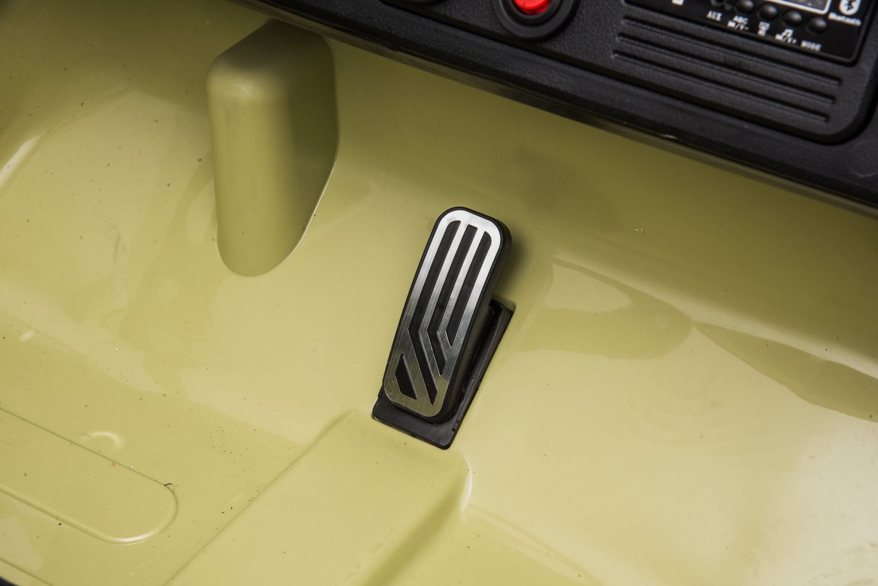 4x4 Voiture électrique enfant 12V 3 places USA ARMY, avec télécommande 2,4 GHz, Batterie 12V14AH, 4 x 4 lecteur