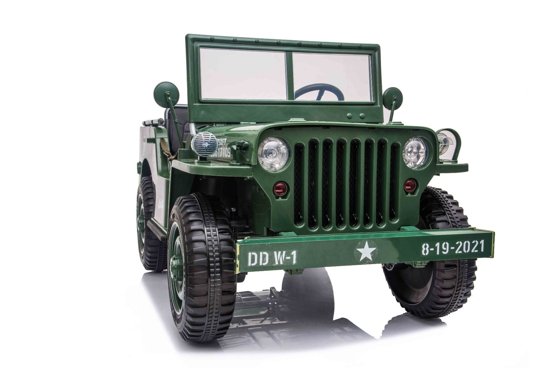 Voiture électrique enfant USA ARMY 4X4, Verte Trois places, Lecteur MP3 avec entrée USB / SD, Suspension intégrale, Éclairage LED, Pare-brise rabattable, Batterie 12V14AH, Roues EVA, Sièges en similicuir, Télécommande 2,4 GHz, 4 x 4 lecteur