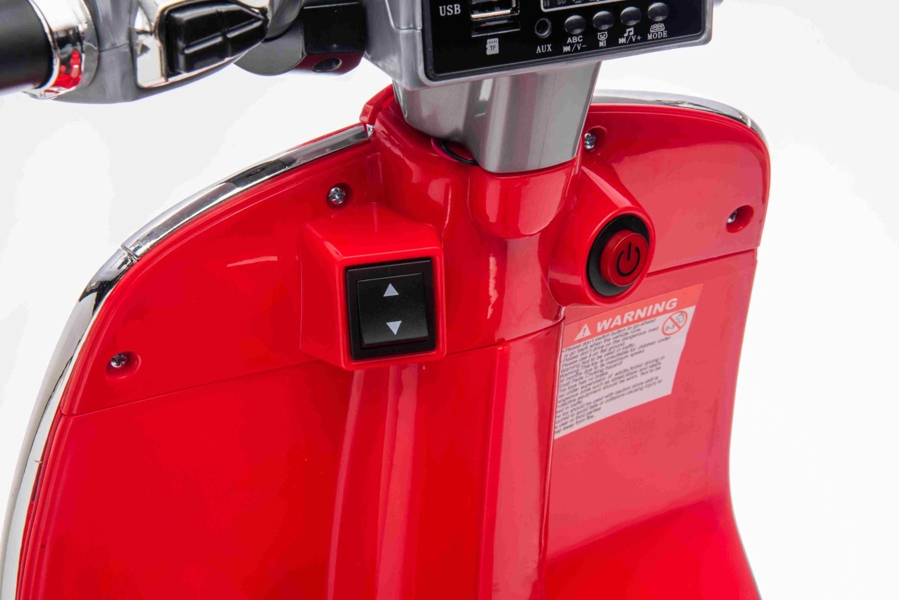 Scooter électrique porteur Vespa 946 avec marche arrière, rouge, Autorisé, roues auxiliaires, Batterie au lithium, 2x Moteurs 30W, Siège en cuir, Lecteur MP3 avec entrée USB