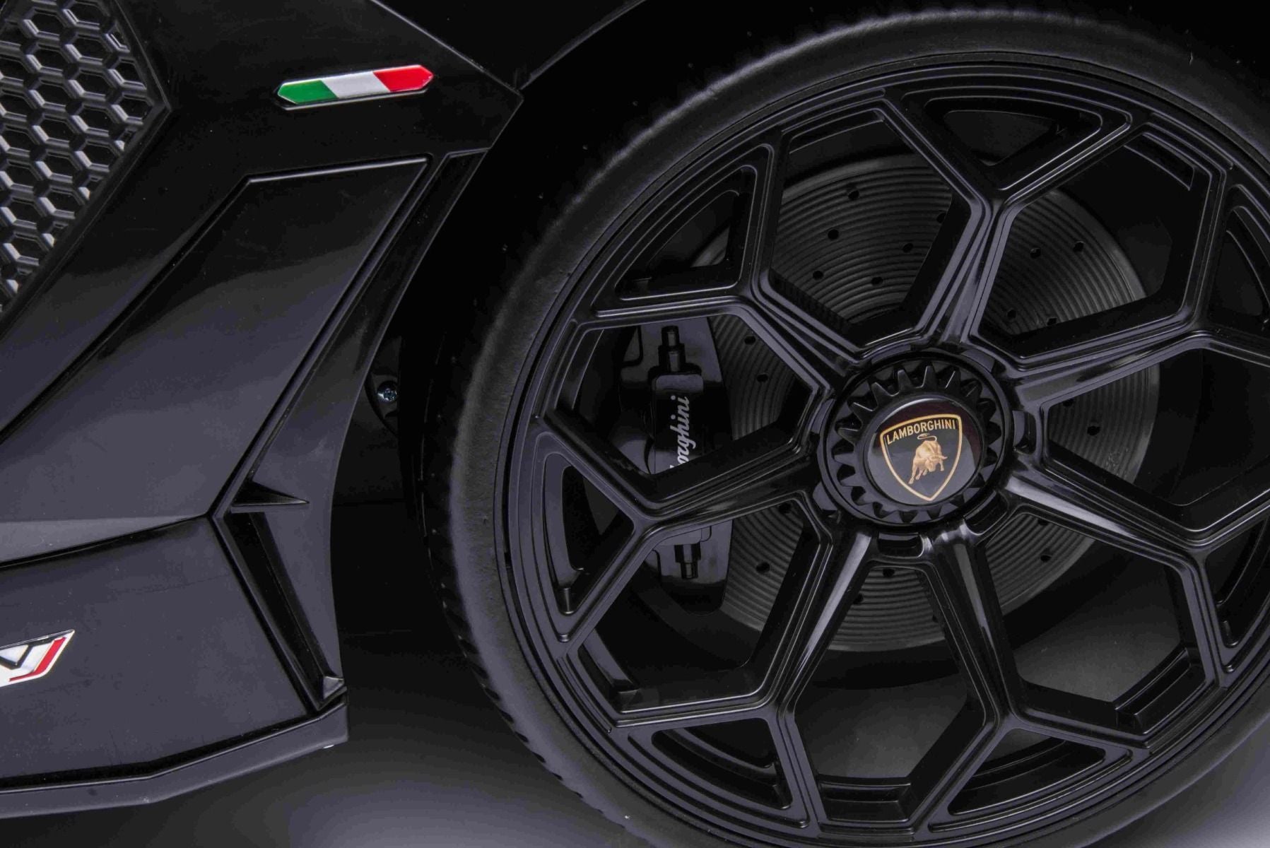 Voiture electrique enfànt 12V 2 places Lamborghini Aventador, Blanc, avec télécommande 2,4 Ghz, Moteur 2 x 12V, Licence d'origine