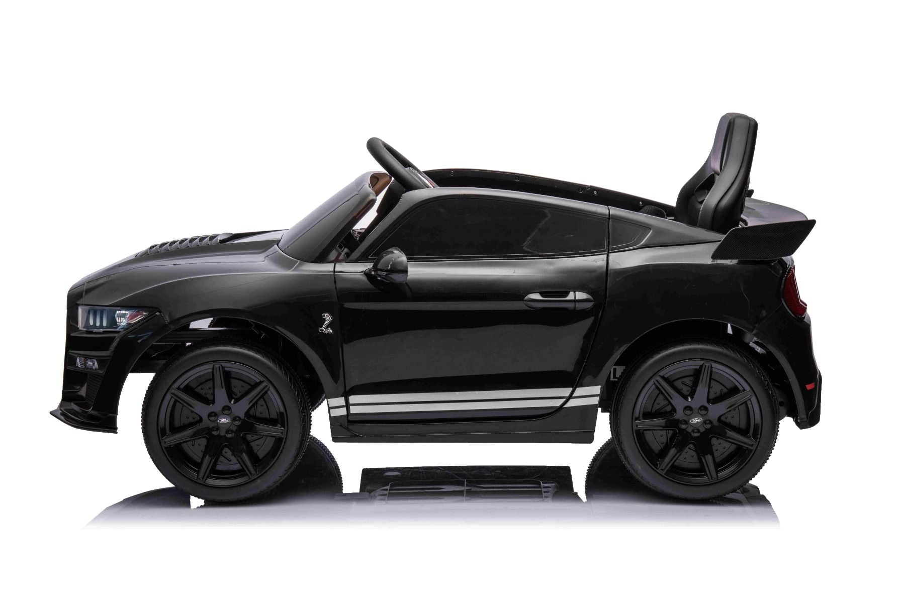 Voiture électrique à conducteur porté Ford Shelby Mustang GT 500 Cobra, noire, télécommande 2,4 GHz, entrée USB, lumières LED, moteur 2 x 30 W, licence ORIGINALE