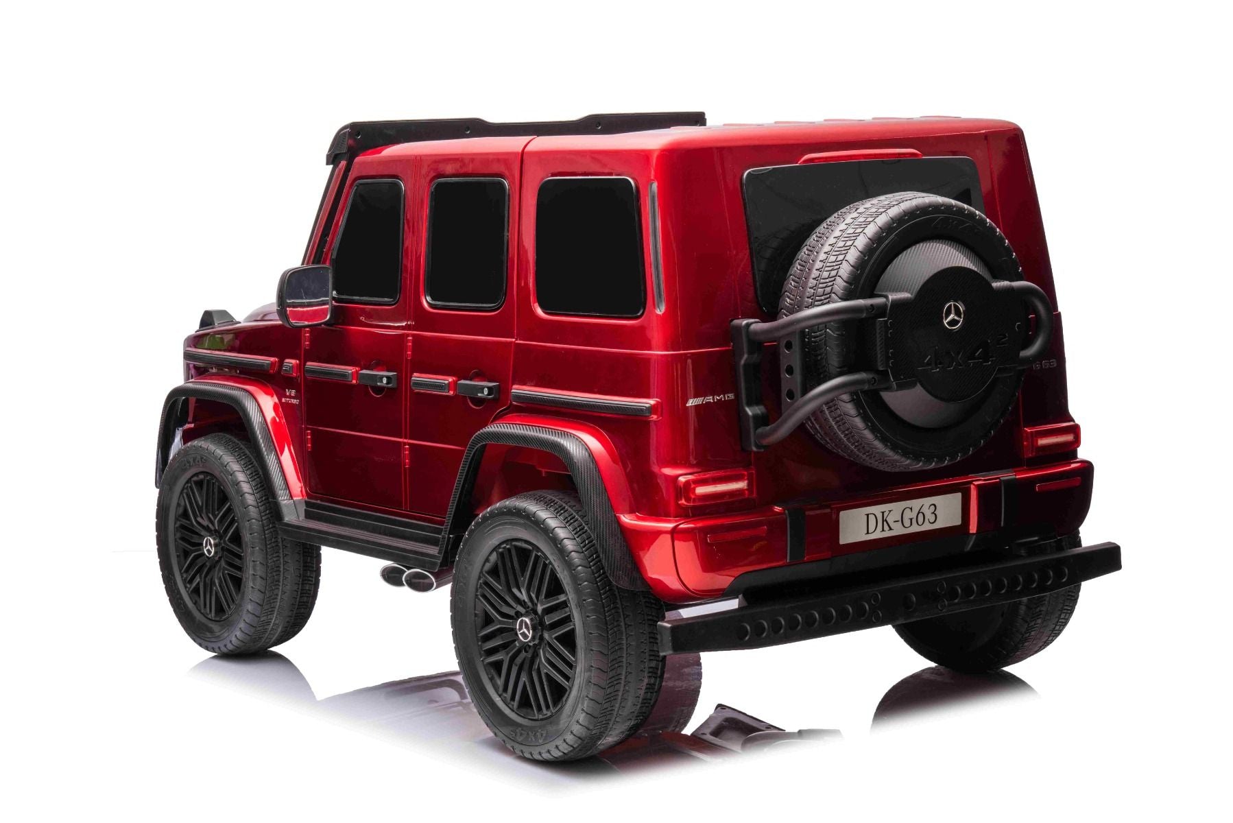 Voiture électrique à conducteur porté Mercedes-Benz G63 AMG 4x4² Biplace 24V, Peinte en rouge, Lecteur MP4 avec entrée USB/AUX, Lecteur 4x4, Batterie 24V/7Ah, 4 moteurs 200W, Roues EVA avec suspension, Sièges en similicuir, Télécommande , Licence