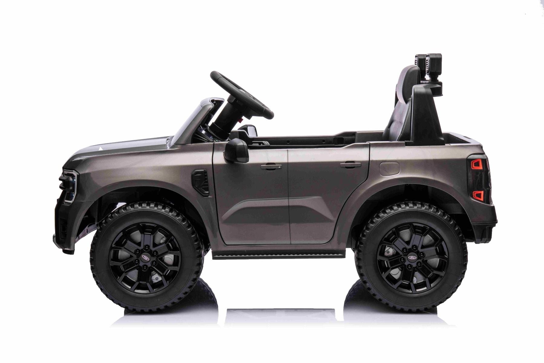 Voiture électrique FORD Ranger 12V, grise, Siège en cuir, Télécommande 2,4 GHz, Entrée Bluetooth / USB, Suspension, Batterie 12V, Roues en plastique, Moteurs 2 X 30W, Licence ORIGINALE