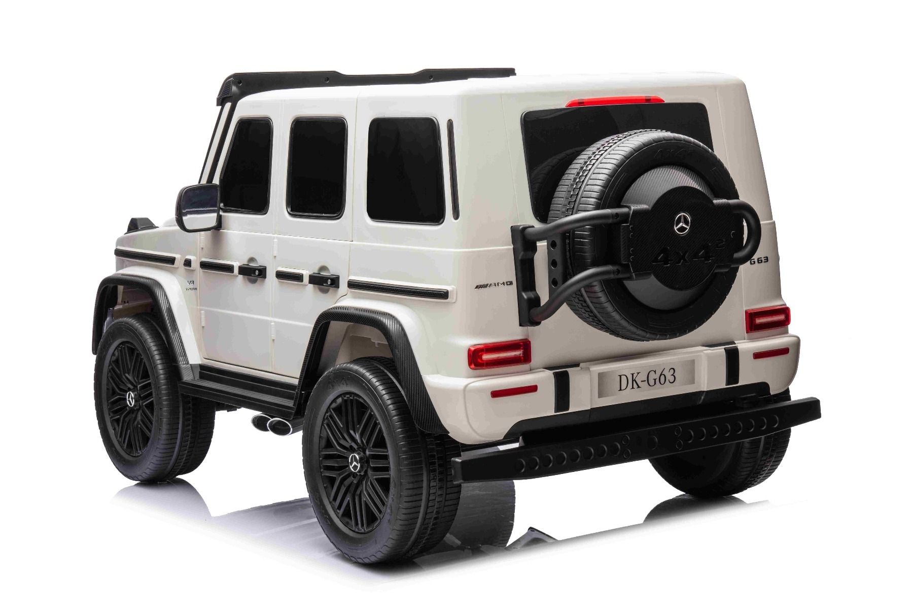 Voiture électrique Mercedes-Benz G63 AMG 4x4² Biplace 12V, blanc, Lecteur MP3 avec entrée USB/AUX, Conduite 4x4, Batterie 12V14Ah, Roues EVA avec suspension, Sièges en similicuir, Télécommande, Licence