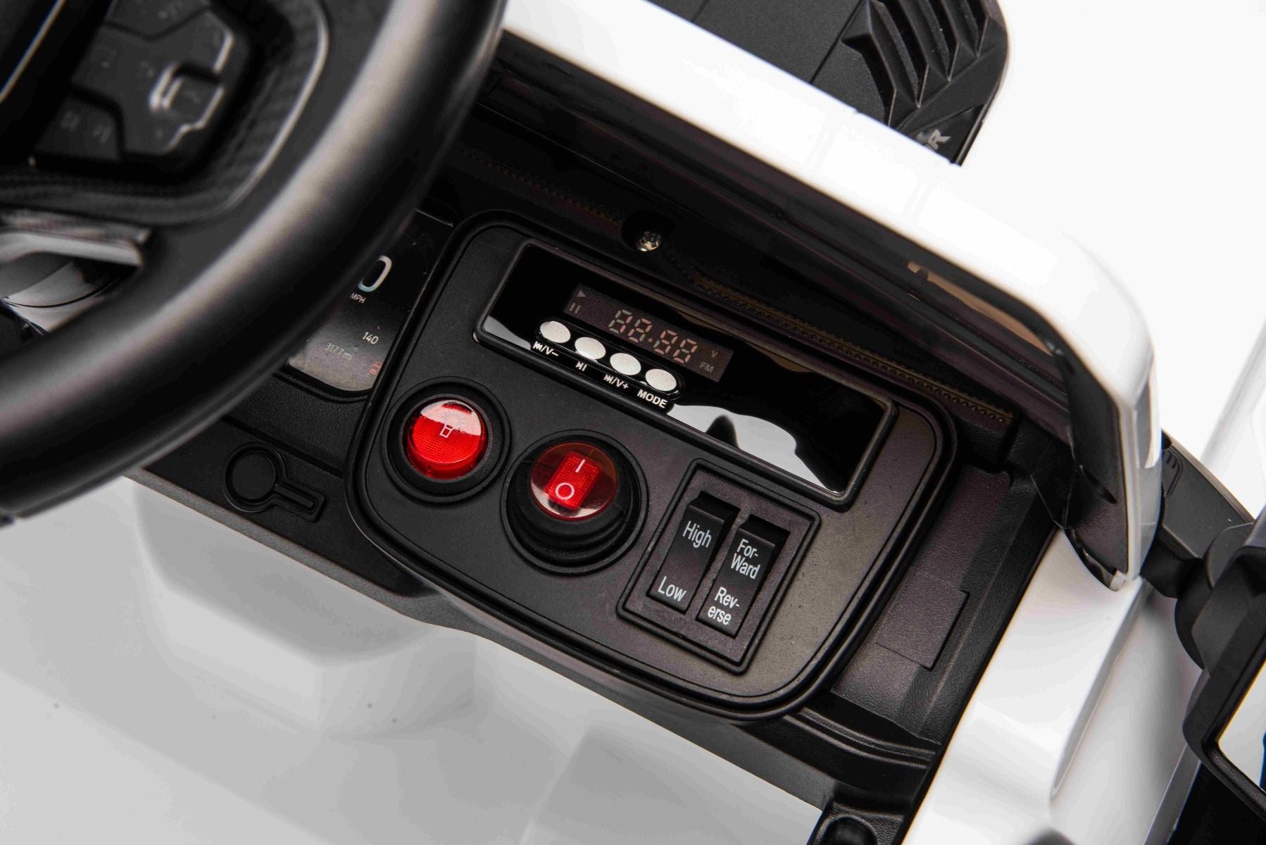 Voiture électrique Ford Bronco avec traction arrière, sous licence (siège unique), blanche, batterie lithium, haute garde au sol, siège large, suspension de l'essieu arrière, télécommande 2,4 GHz, lecteur MP3 avec entrée USB, feux LED.