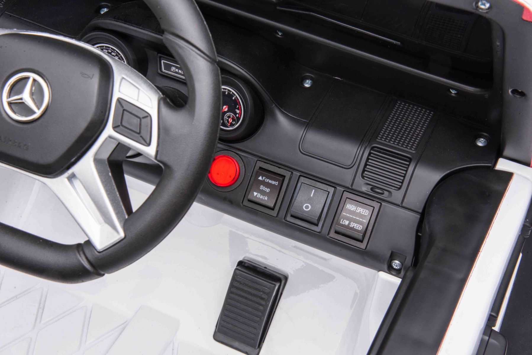 Voiture électrique à conducteur porté Mercedes-Benz G63 AMG 6X6, Monoplace,blanc, 6 Roues avec suspension indépendante, Entraînement 2 moteurs 45W, Batterie 12V10AH, Roues et siège en plastique, Télécommande, Licenced