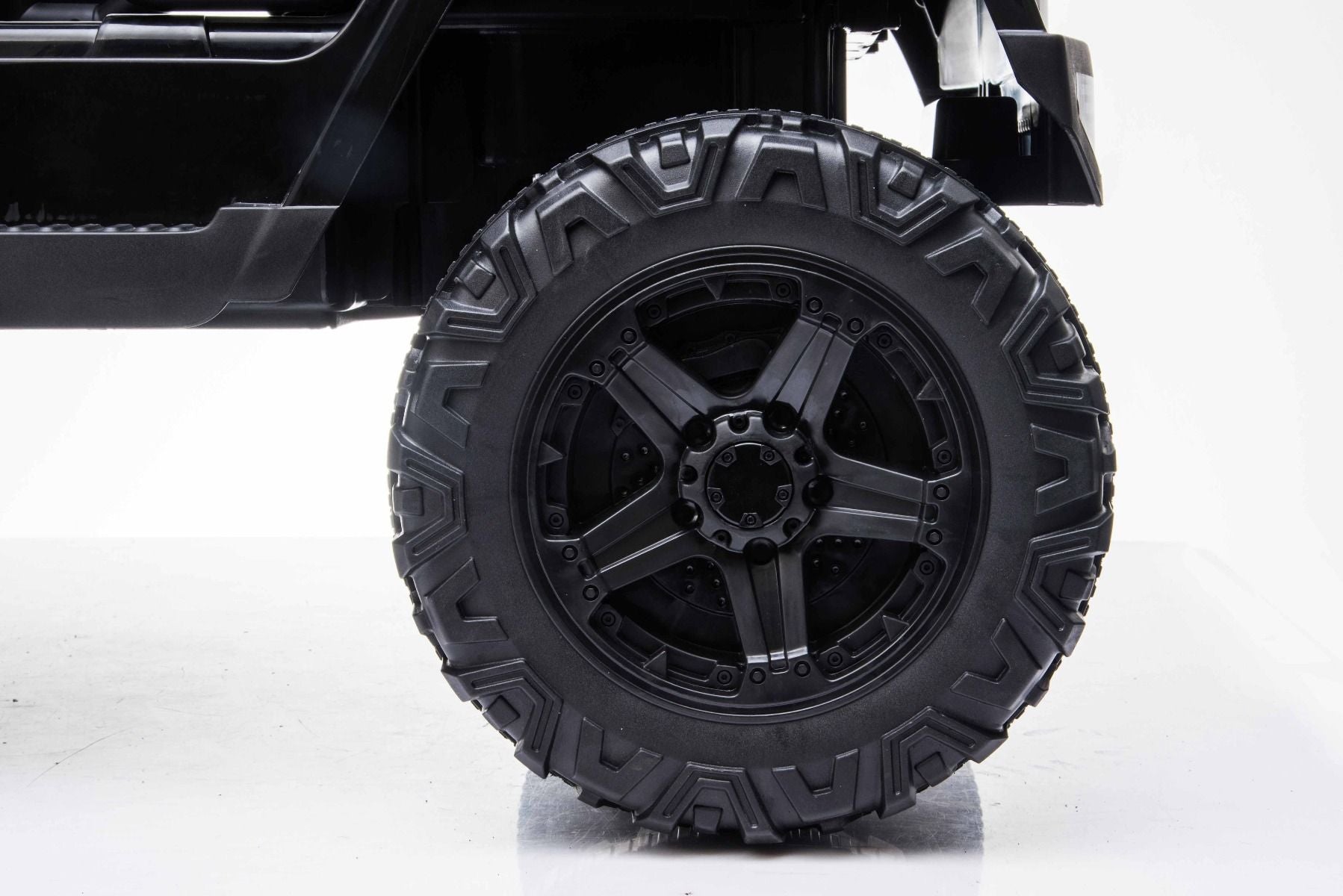 Voiture électrique enfants 12V OFFROAD, noire, batterie 12V, avec télécommande 2,4 GHz