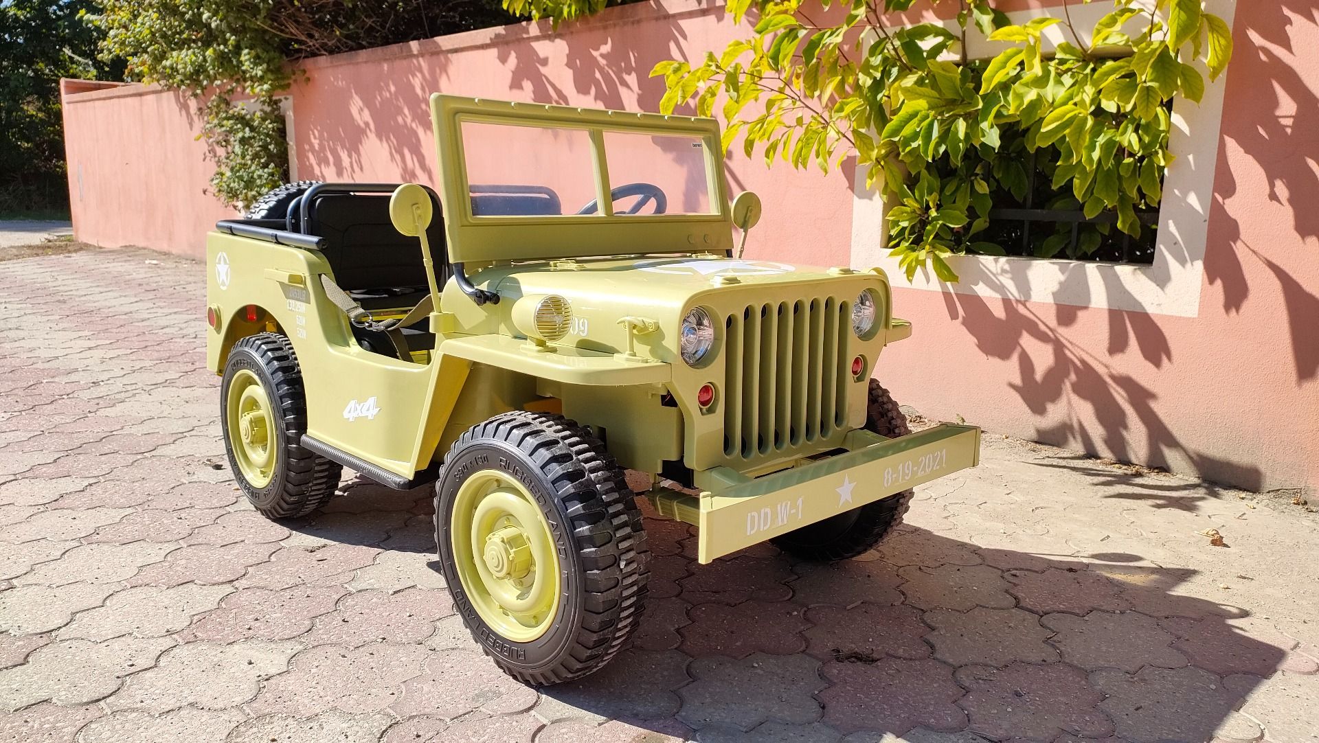 4x4 Voiture électrique enfant 12V 3 places USA ARMY, avec télécommande 2,4 GHz, Batterie 12V14AH, 4 x 4 lecteur