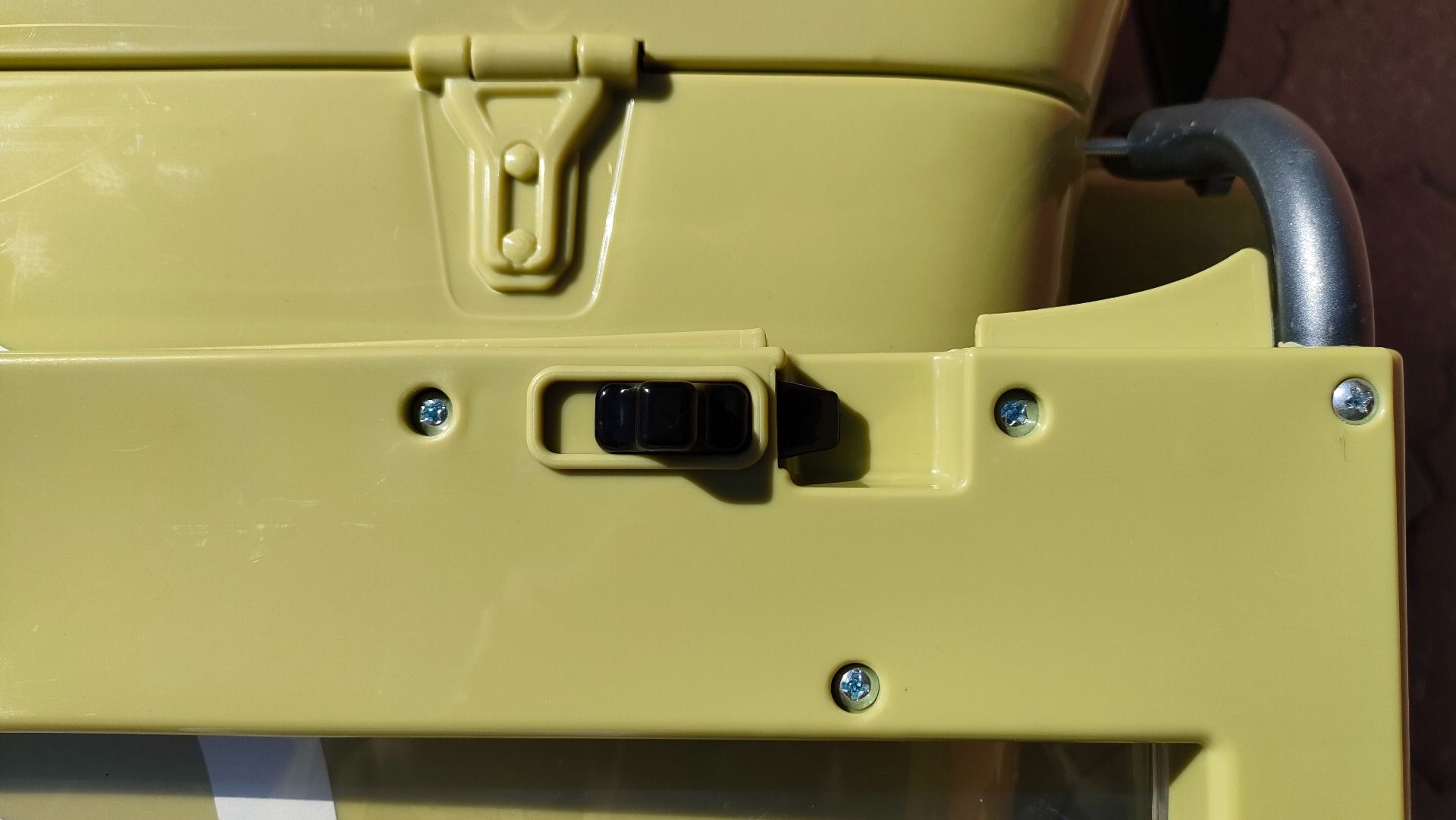 4x4 Voiture électrique enfant 12V 3 places USA ARMY, avec télécommande 2,4 GHz, Batterie 12V14AH, 4 x 4 lecteur