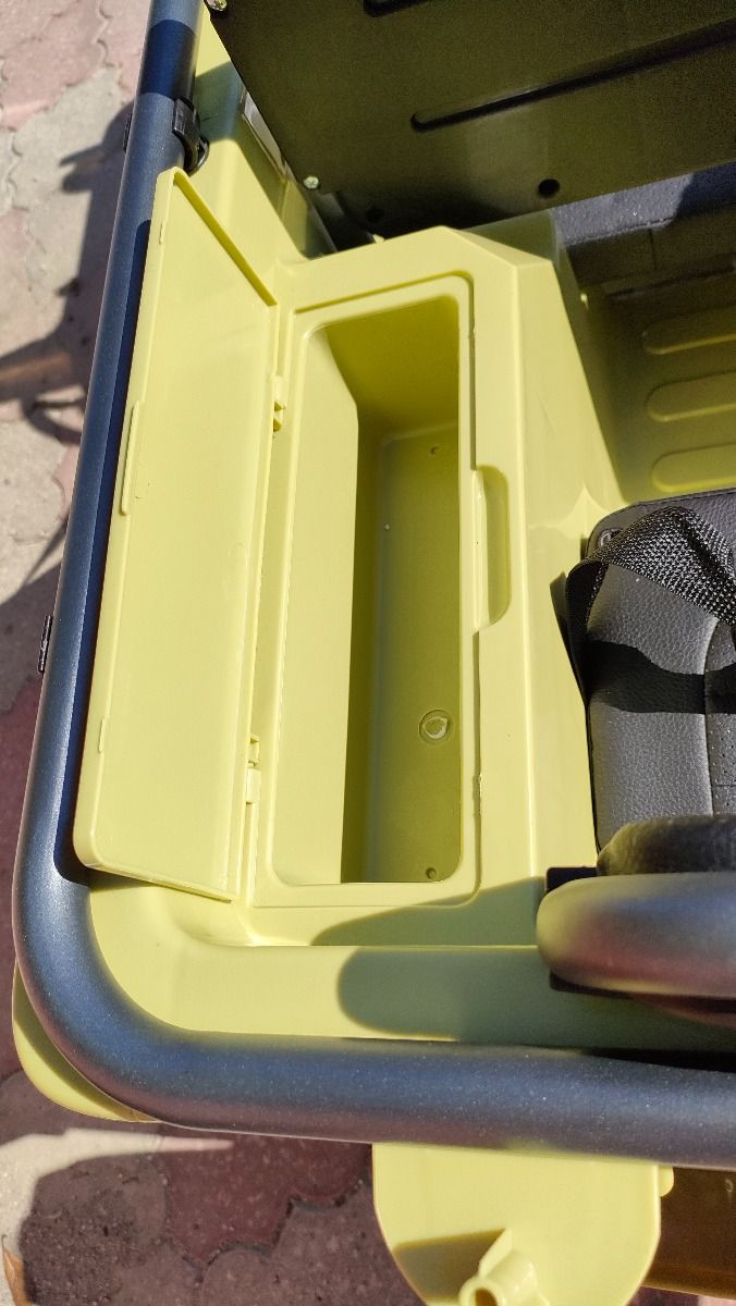 4x4 Voiture électrique enfant 12V 3 places USA ARMY, avec télécommande 2,4 GHz, Batterie 12V14AH, 4 x 4 lecteur