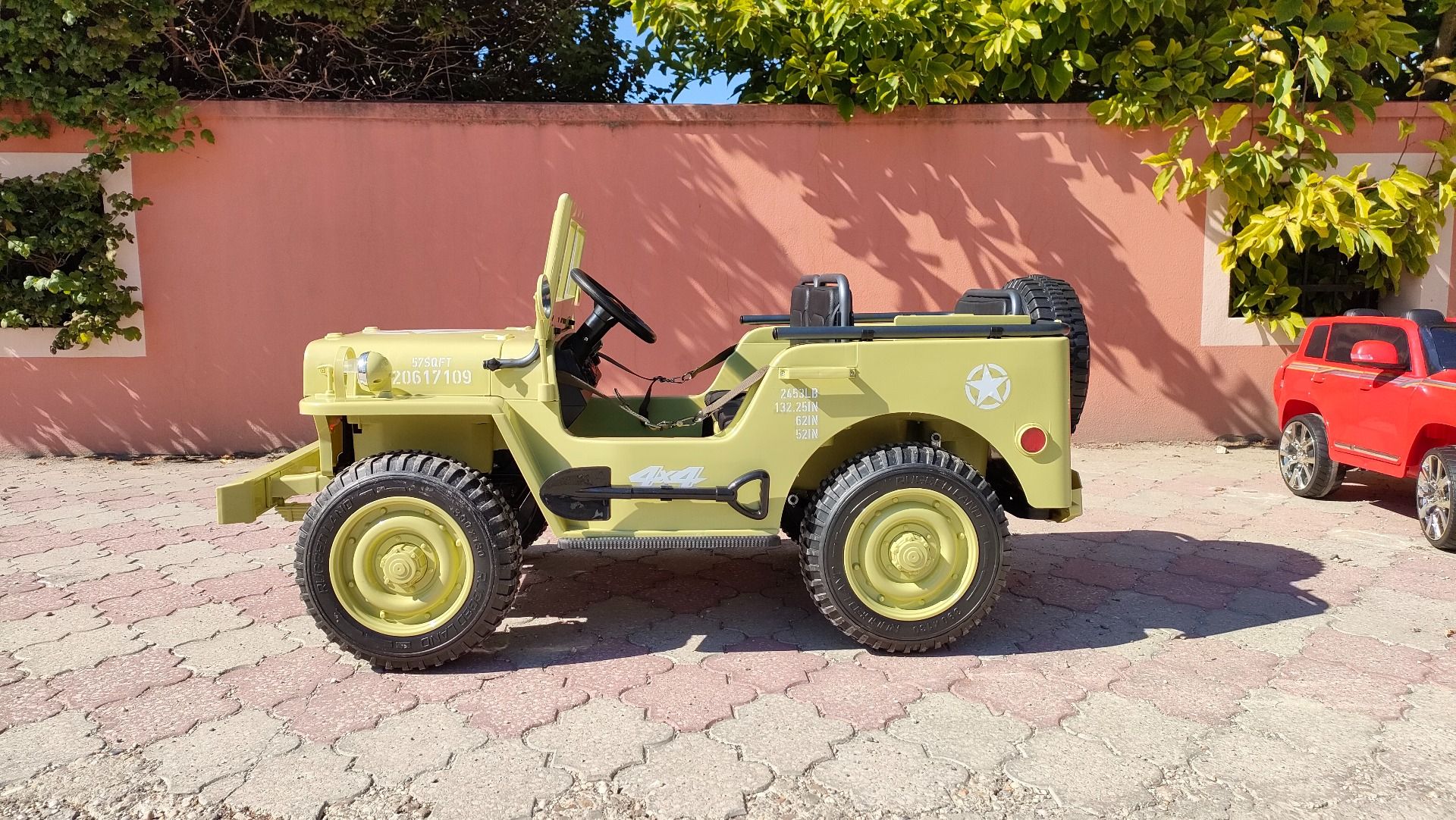 4x4 Voiture électrique enfant 12V 3 places USA ARMY, avec télécommande 2,4 GHz, Batterie 12V14AH, 4 x 4 lecteur