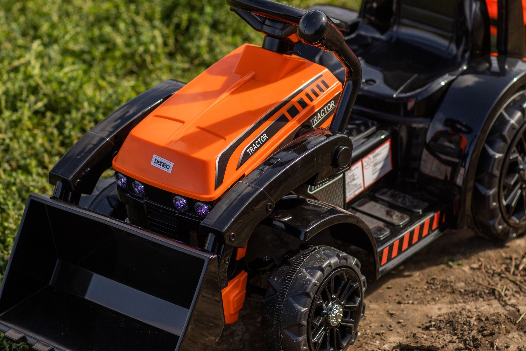Tracteur électrique enfants avec poche et remorque 6V FARMER, orange, moteur 20W