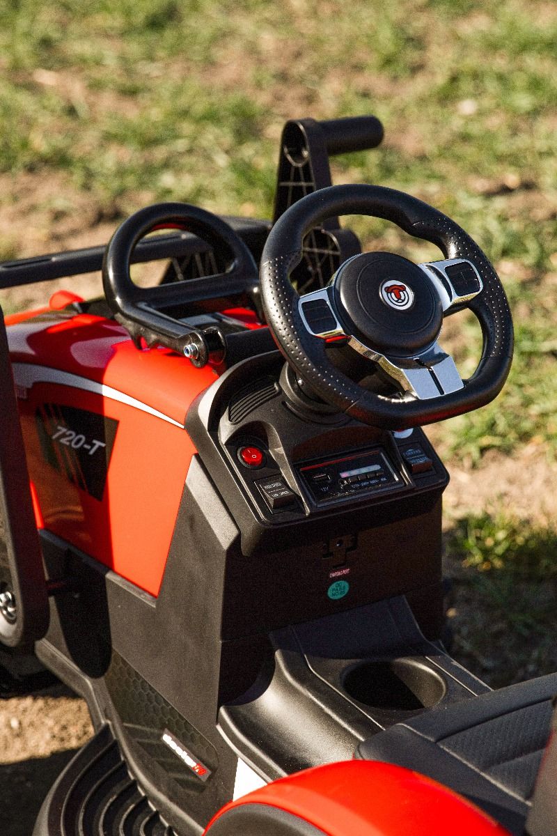 Tracteur électrique 12V TOP-WORKER avec louches et remorque, Monoplace, rouge, Télécommande 2.4Ghz, Moteur 2 x 45W